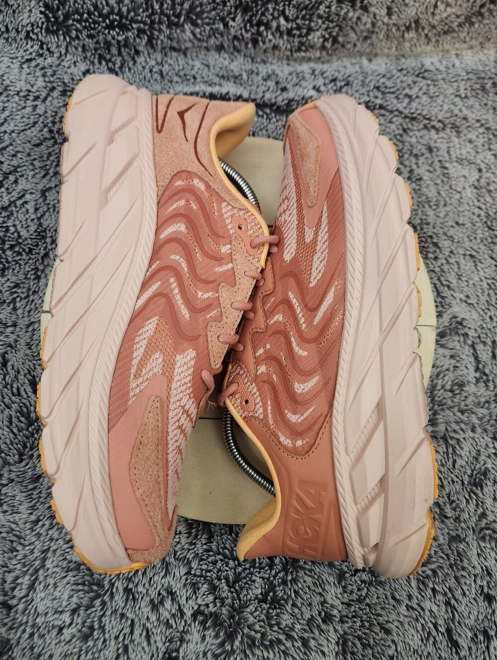 Hoka One One Clifton LS Walking Running Sneakers Men 10.5 Women 11.5 - Picture 5 of 8